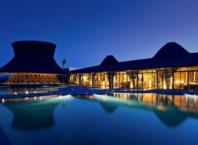COMBO LUXURY NAMAN RETREAT 5 SAO, 4 NGÀY 3 ĐÊM
