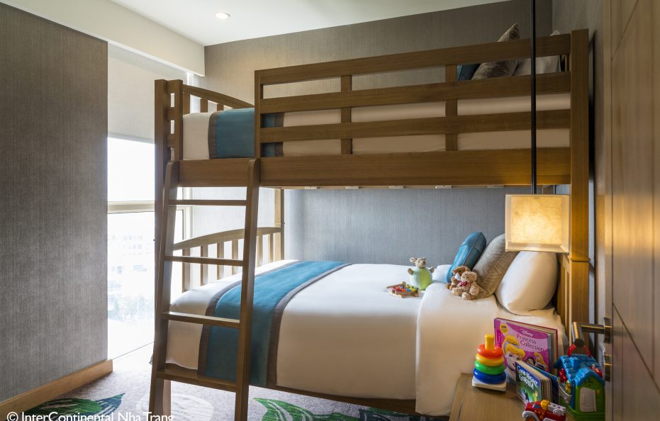 Family Room Ocean View Bunkbeds