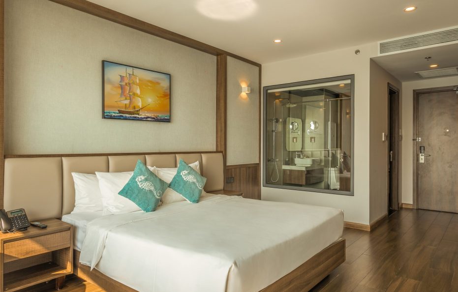 Deluxe Ocean Panorama King/Twin