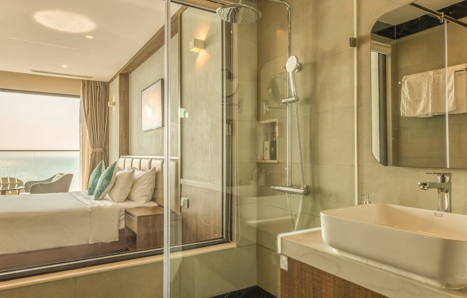 Deluxe Ocean Panorama King/Twin