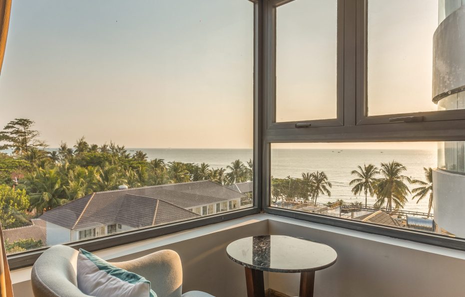 Deluxe Partial Ocean View King/Twin