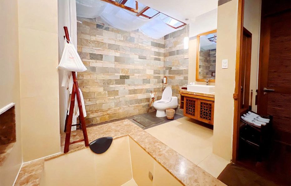 Bungalow Garden View