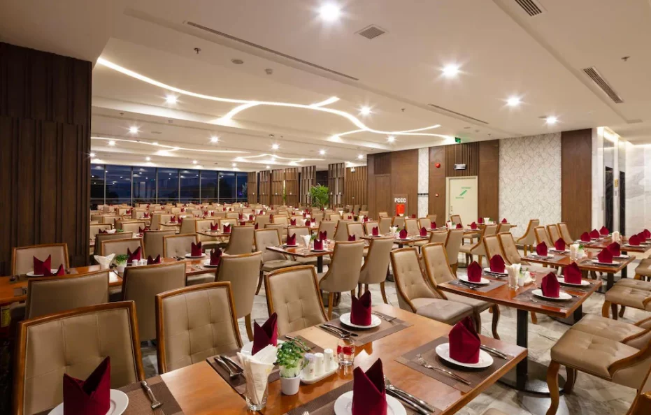 Khách Sạn Vesna Nha Trang