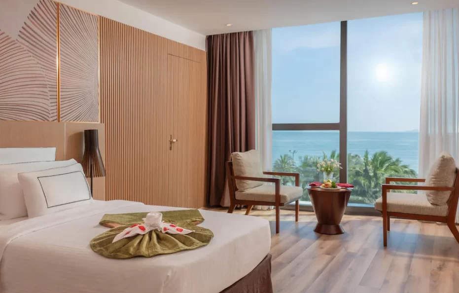 Premium Deluxe Beachfront Double/Twin