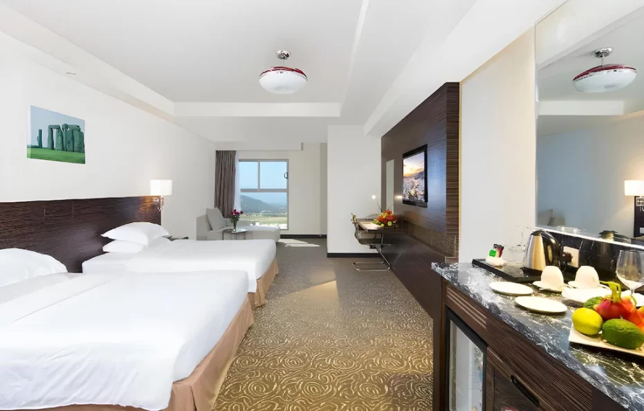 Deluxe Ocean View King/Twin