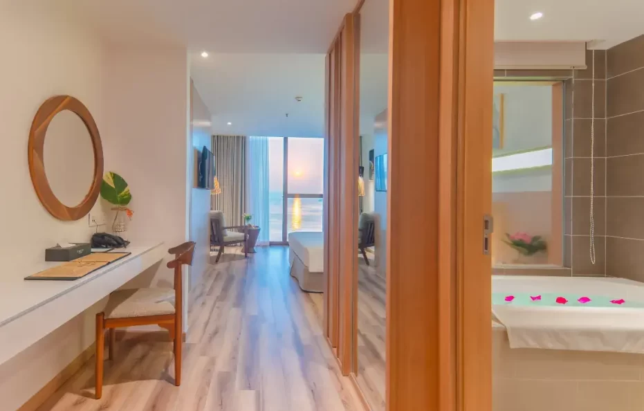 Premium Royal Beachfront Double/Twin