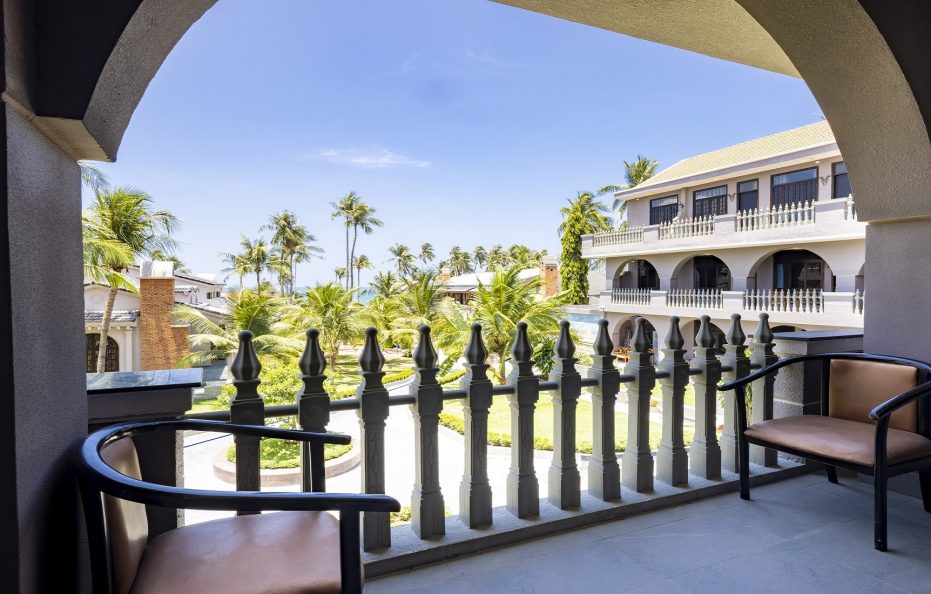 Deluxe Garden View Triple