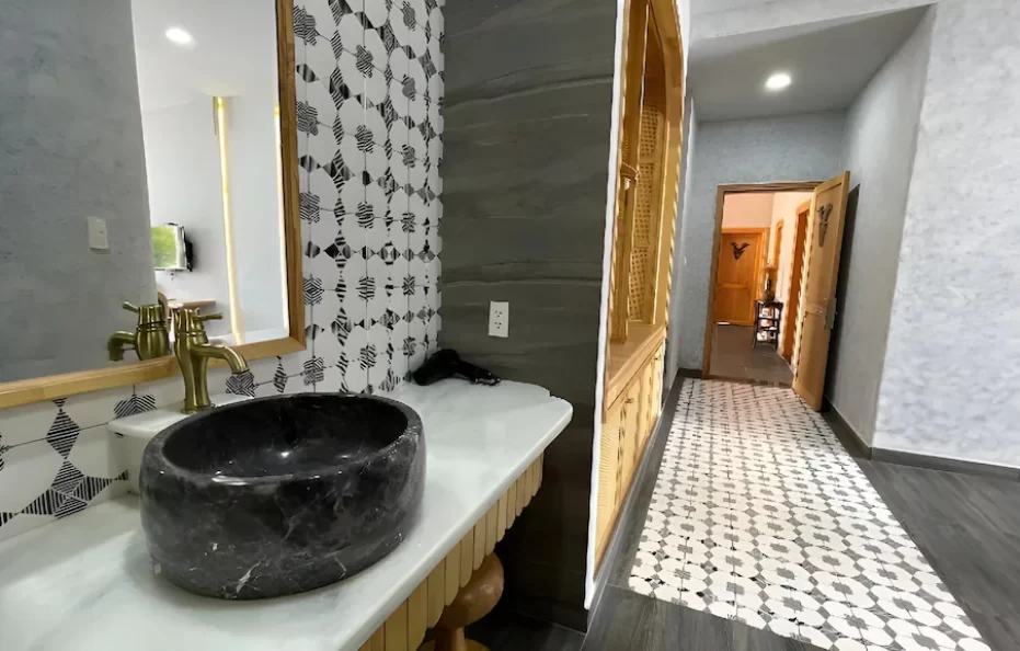 Premium Pool View Quad