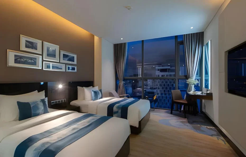 Grand Deluxe Seaview Double/Twin