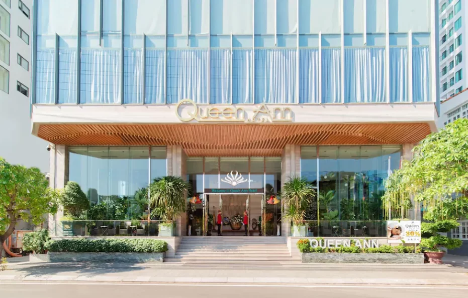 Khách sạn Queen Ann Nha Trang