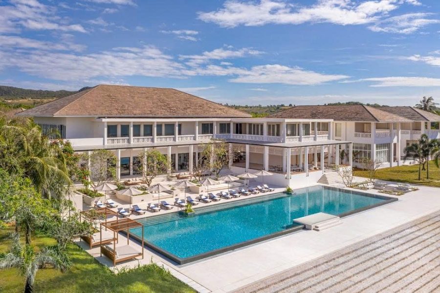 Khách sạn Azarai Kê Gà Bay