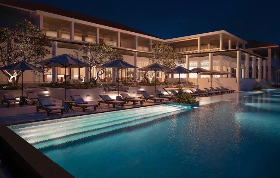 Khách sạn Azarai Kê Gà Bay