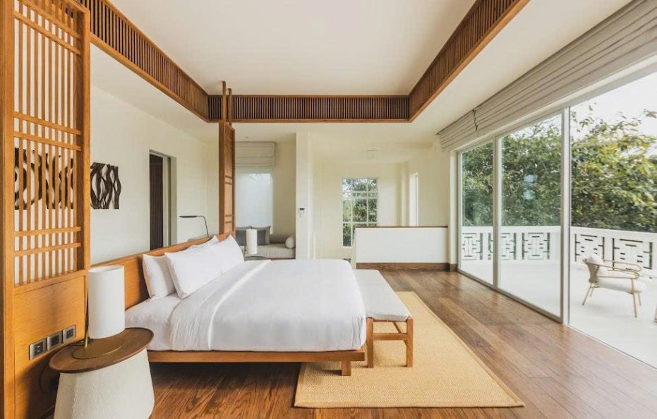 Khách sạn Azarai Kê Gà Bay