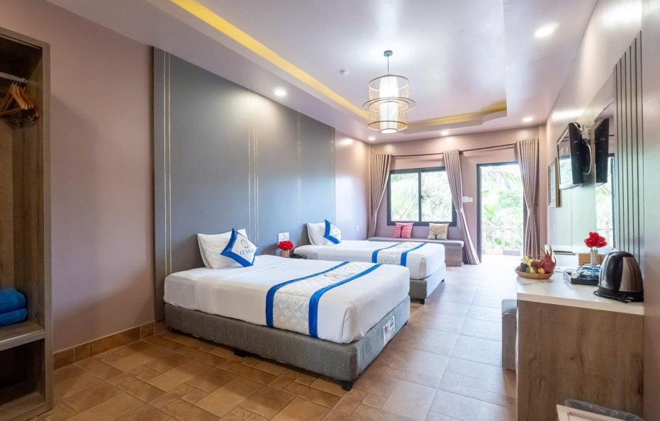 Deluxe Garden View Twin