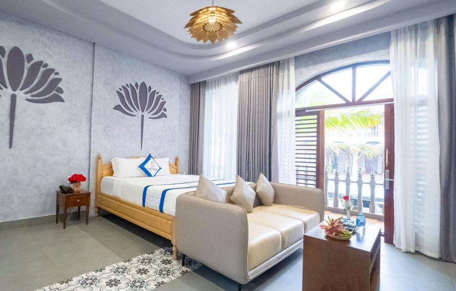 Premium Pool View Double