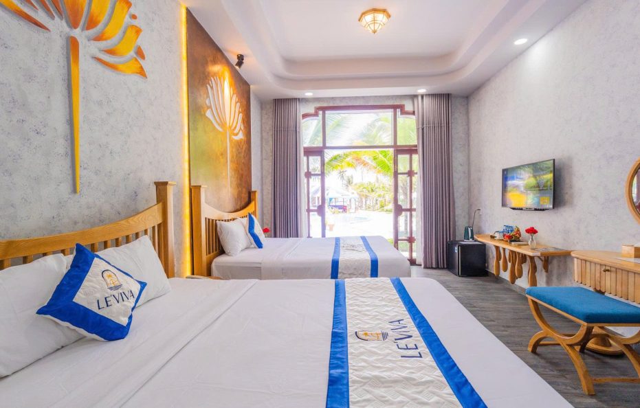 Premium Pool View Quad